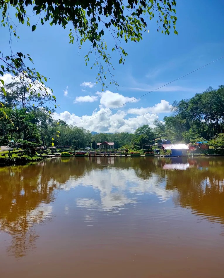 Taman Pertiwi foto 4